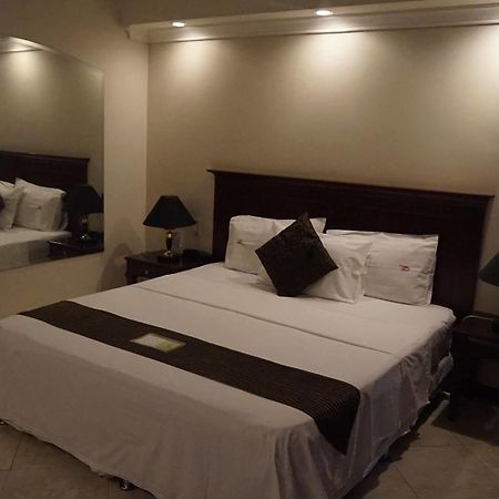 Valentino'S Hotel Анхелес Екстериор снимка
